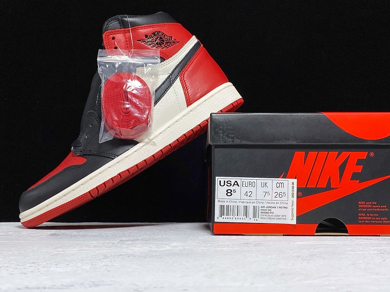 Air Jordan 1 Bred Toe